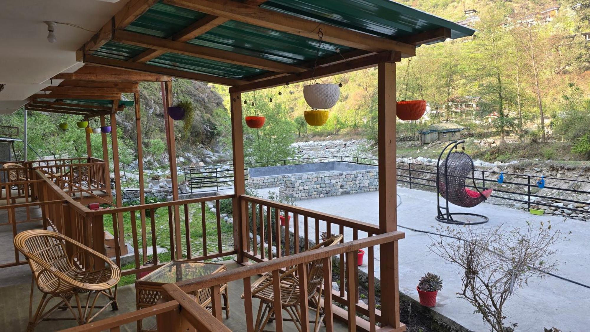 Sharda Resort-Tirthan Valley Banjār 외부 사진